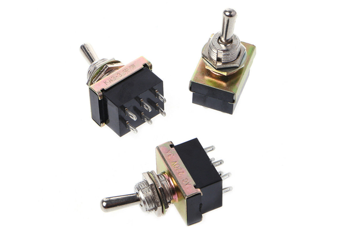 công-tắc-gạt-6-chân-kn3-3