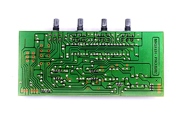 bo-song-mã-master-pro-8282