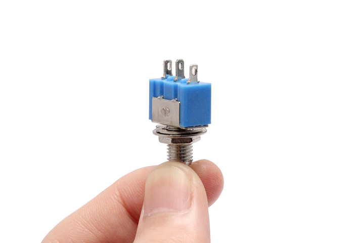 công-tắc-gạt-mts-103