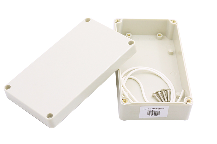 hộp-nhựa-chống-nước