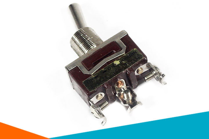 Công Tắc Gạt F-1121 3 Chân 15A (2 Trạng Thái) Giá Rẻ