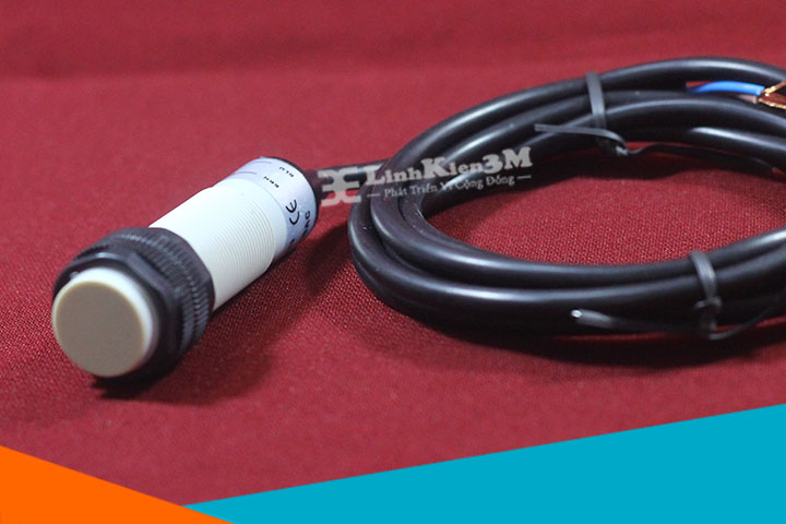 Cảm Biến Tiệm Cận Điện Dung Autonics CR18-AC 90-250VAC Giá rẻ