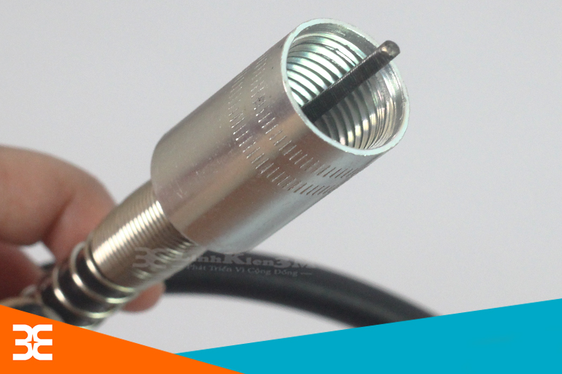 đầu nối của dây truyền động máy khoan TD-104