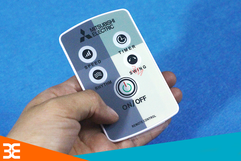 Kích thước nhỏ gọn của điều khiển quạt