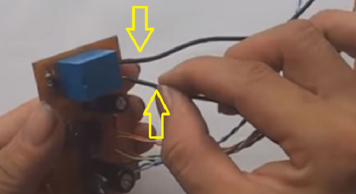 Gắn đầu ra của relay