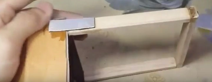 Gắn khối gỗ vào quạt tản nhiệt