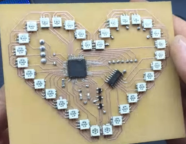 Hàn 32 led vào mạch