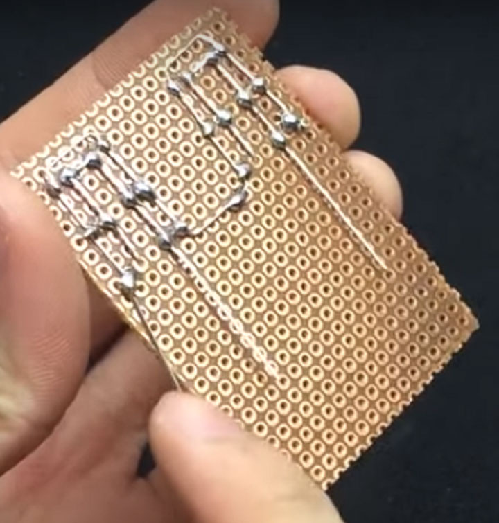 Hàn song song các chân đèn với nhau