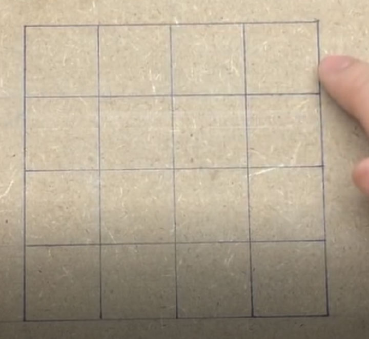 Ô vuông trên tấm gỗ ép