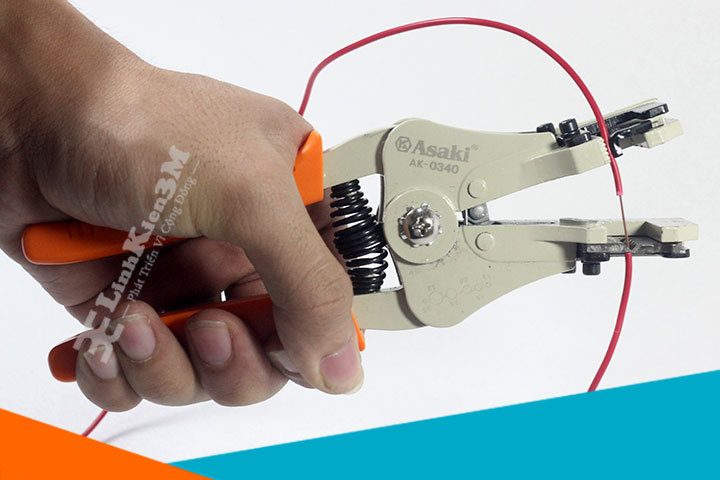 kìm tuốt dây điện asaki