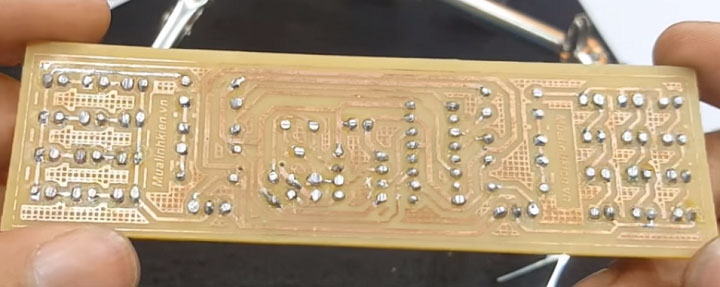 Mạch đã hàn chân linh kiện