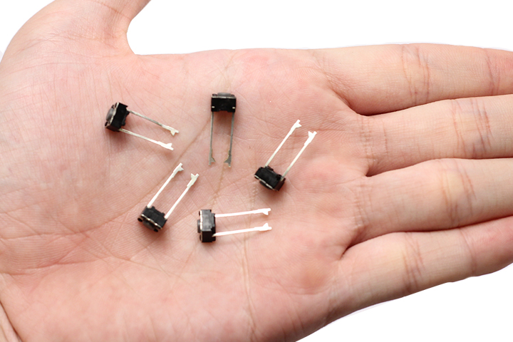 nút-nhấn-2-chân-vuông-đen