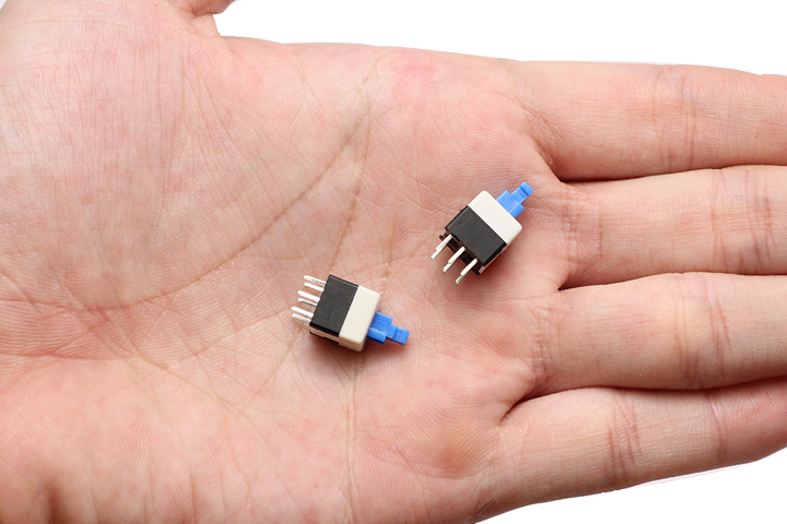 nút-nhấn-6-chân-không-giữ-trạng-thái