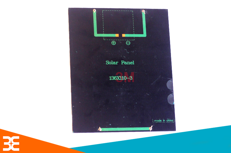 Mặt dưới của pin năng lượng mặt trời 136x110