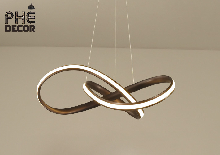 den-trang-tri-phong-khach-6