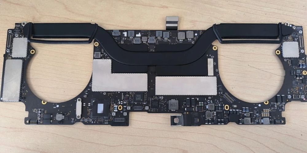 Báo giá main MacBook Pro 15" A1707 CPU i5 2.9GHz RAM 8GB chính hãng