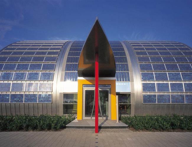 EuroZip aluminum roof system integrates solar battery