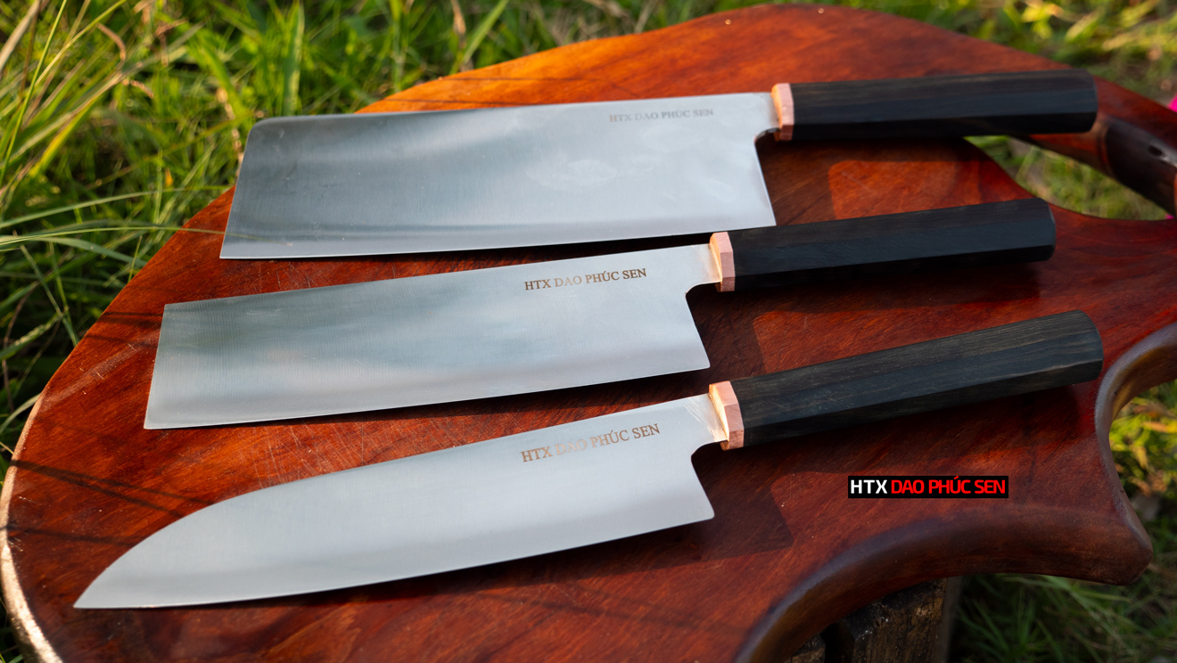 Bộ dao gồm 3 dao: dao chặt, thái và lọc đáp ứng nhu cầu cơ bản trong gian bếp