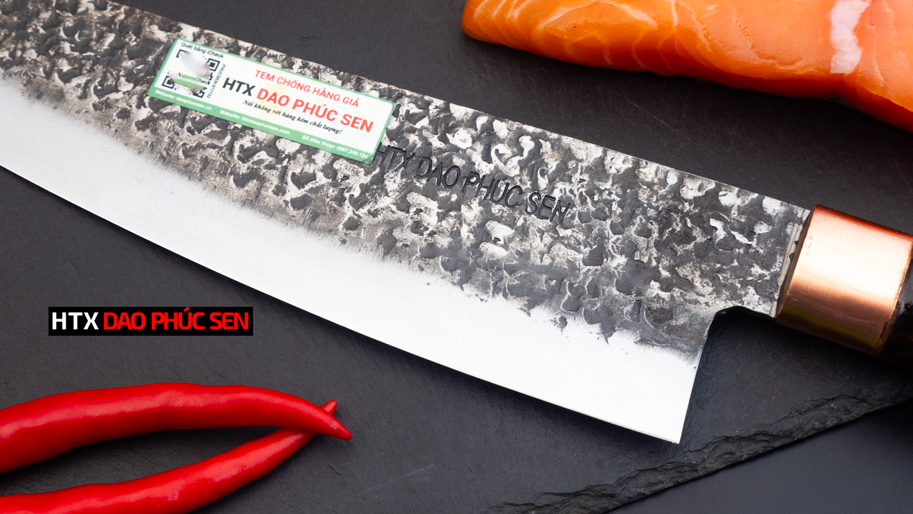 Dao được rèn thủ công từ thép nhíp xe ô tô