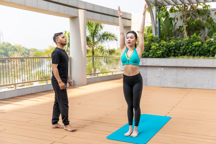 Yoga bà bầu