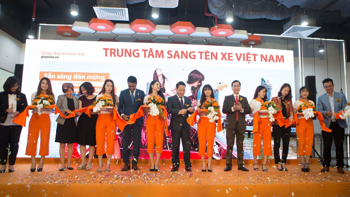 Trung tâm sang tên xe Việt Nam khai trương văn phòng đầu tiên tại Quận Ba Đình