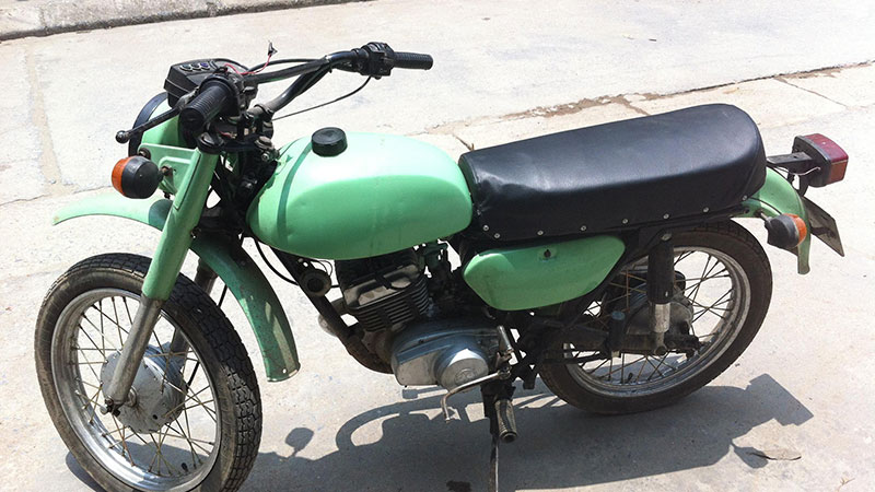 Một chiếc xe Minsk được rao bán trên mạng xã hội