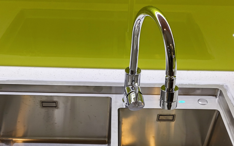 Top 5 mẫu vòi rửa bát nóng lạnh tốt nhất