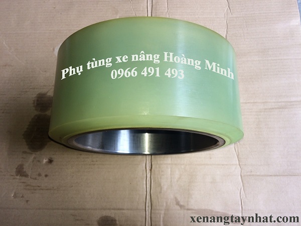 bánh tải xe nâng điện Komatsu