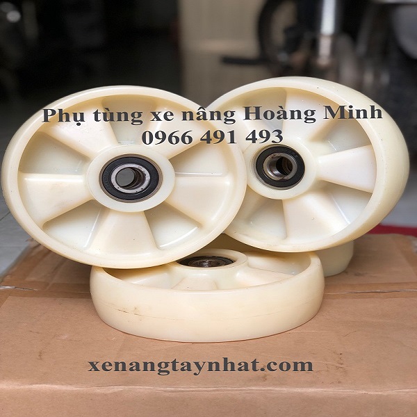 Bánh xe nâng tay Nylon- Phụ tùng xe nâng Hoàng Minh