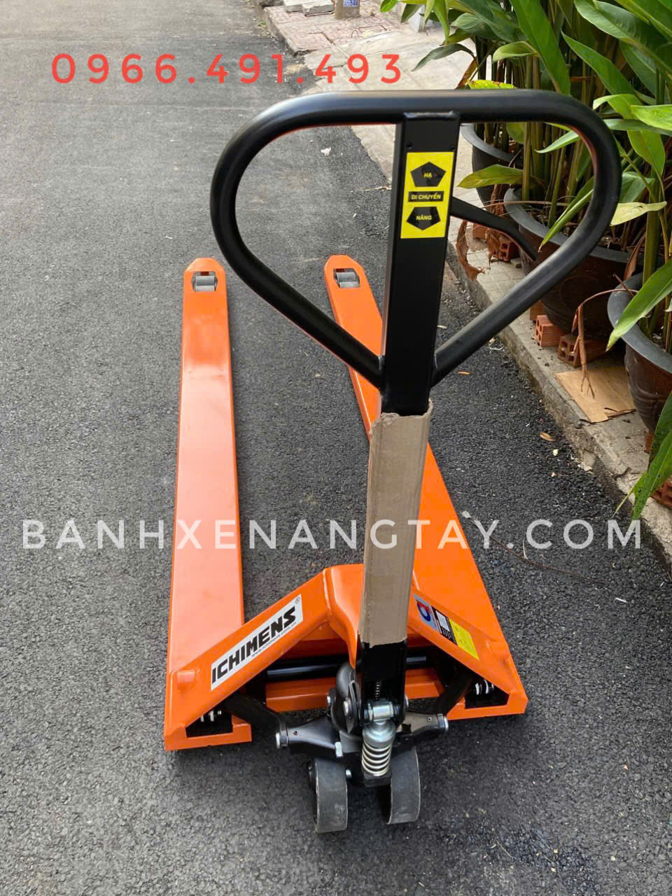 Xe nâng tay Ichimen càng 2 met