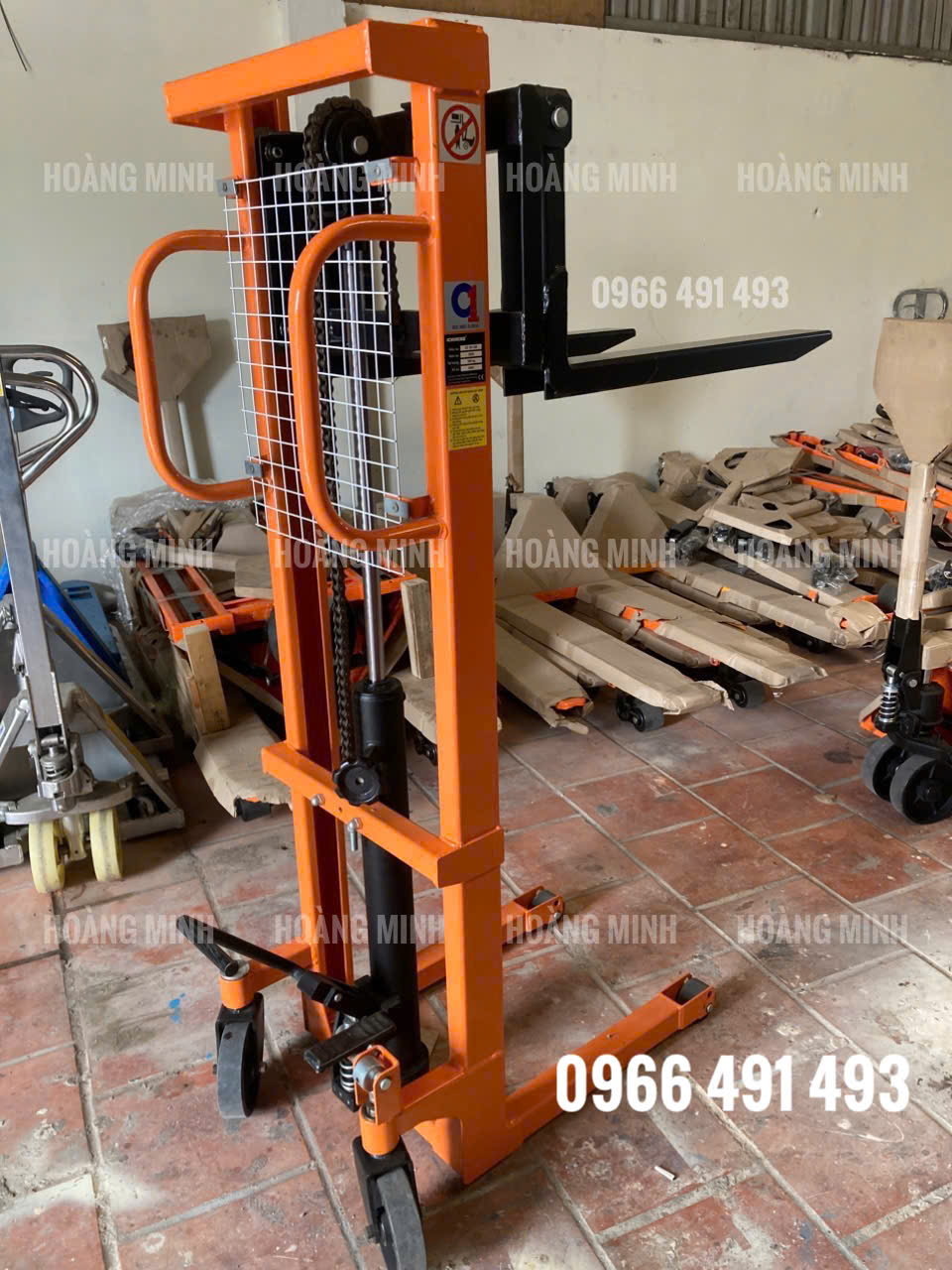 Xe nâng tay cao tải trọng 300kg, nâng cao 1.2m