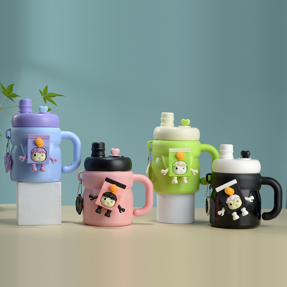 Cốc Giữ Nhiệt Hoạt Hình Có Tay Cầm Và Ống Hút INOX 304 Dung Tích 580ml KAK-20