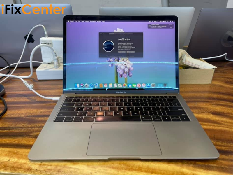 Macbook bị loang màu - Thay màn hình Macbook tại Đà Nẵng