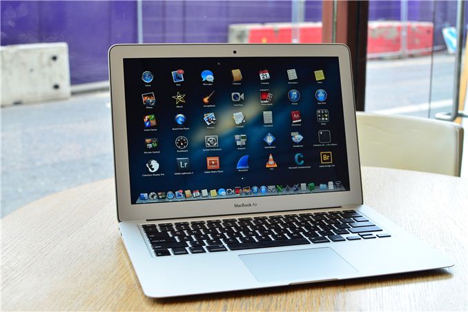 Macbook Air MD760 2013 mỏng nhẹ