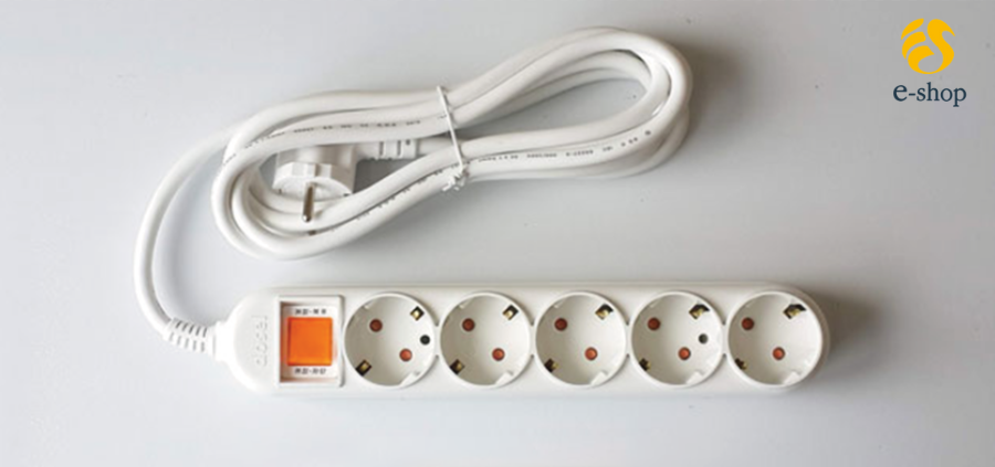 Ổ cắm điện Dosel 5 lỗ 1 công tắc