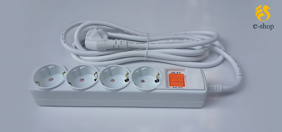 Ổ cắm điện Dosel Hàn Quốc 4 lỗ 1 công tắc