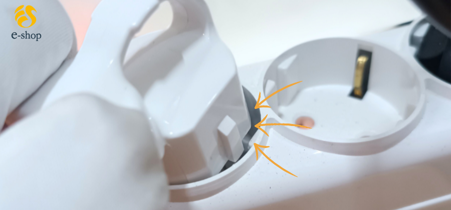 Ổ cắm điện Dosel tương thích với nhiều loại ổ cắm