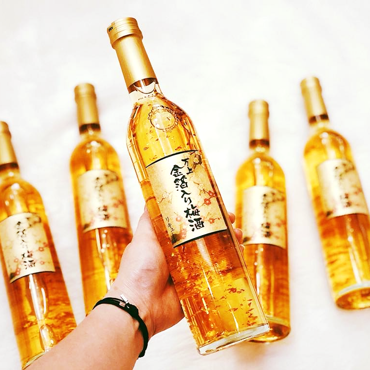 Rượu Mơ Vảy Vàng Kikkoman làm rượu tặng sếp