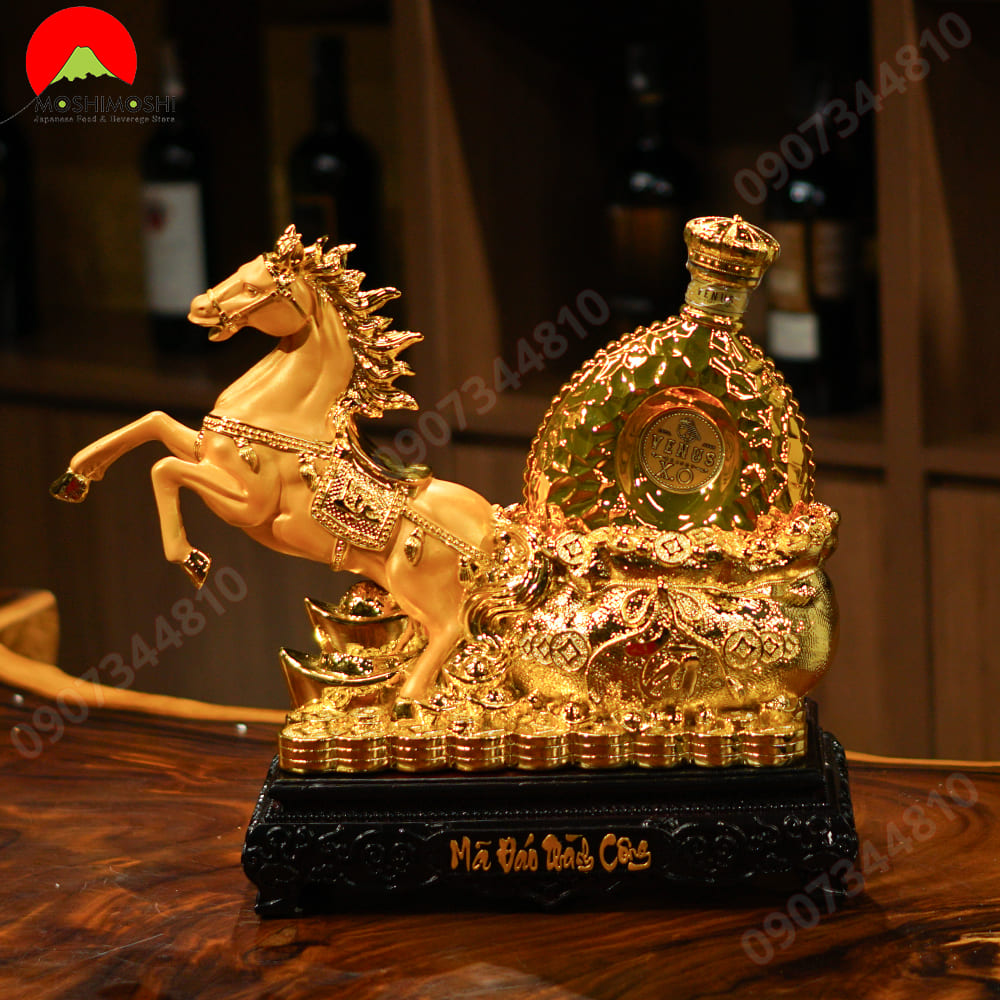 Kệ Rượu Linh Vật Ngựa Vàng Mã Đáo Thành Công 700ml