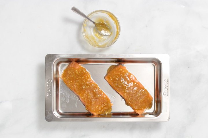 Hướng dẫn làm món Cá hồi nướng Miso