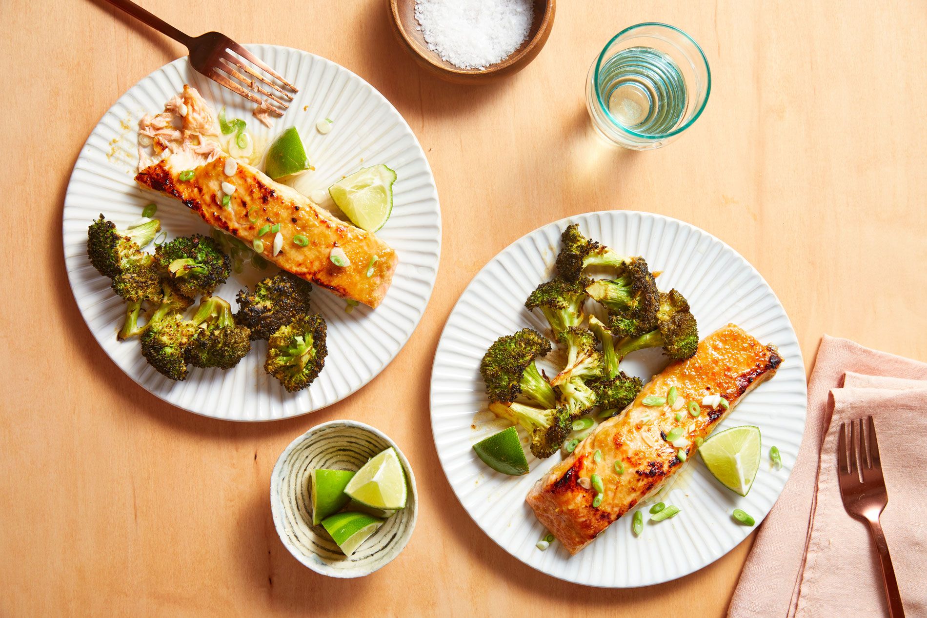 Các món ngon từ cá hồi cho mẹ bầu, cung cấp dưỡng chất cho cả mẹ và bé.