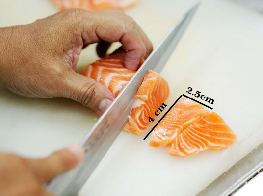 kích thước lát sashimi