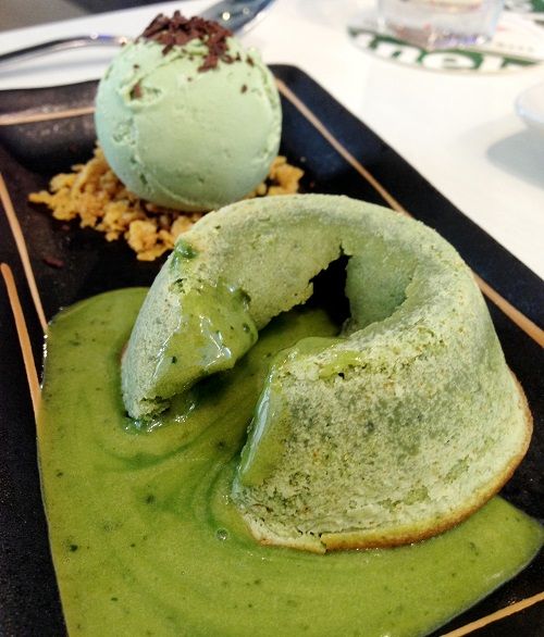 Bánh Lava cake matcha