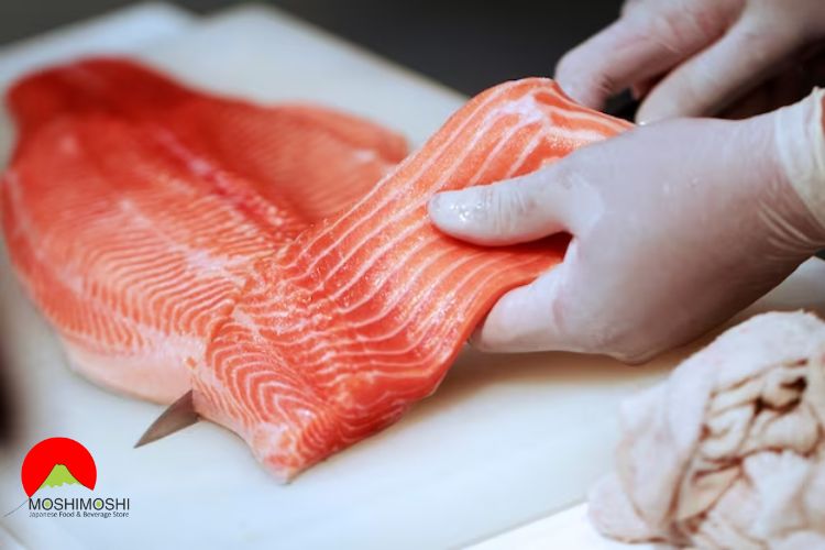  Cá dùng để sản xuất cá bào sợi nhỏ Ito Katsuo là cá ngừ 