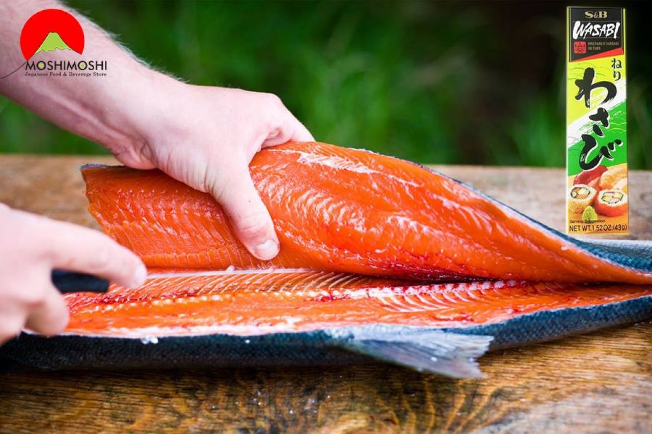 Nấu cháo cá hồi ăn dặm cho bé, tăng cường phát triển trí tuệ.