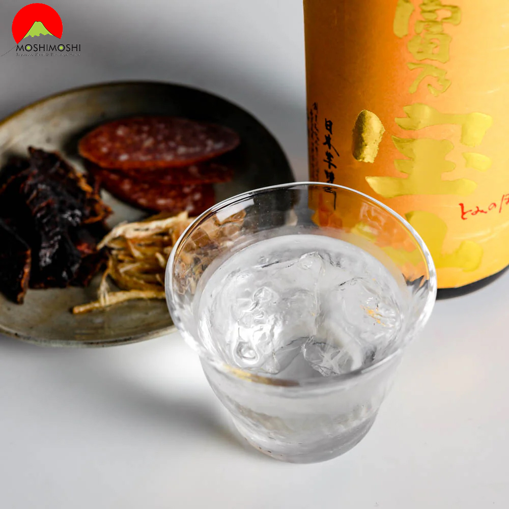 Cách Uống Rượu Shochu Tomino Houzan 720ml với đá lạnh