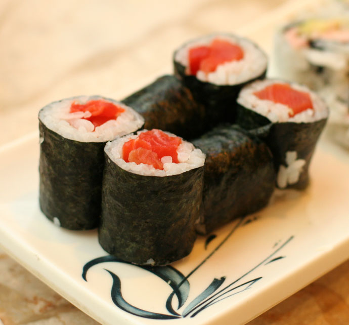 RONG BIỂN LÀM SUSHI