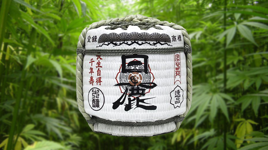 rượu sake bình cối độc lạ