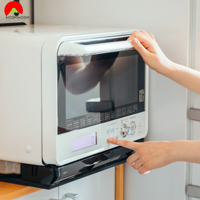 Cách hâm nóng rượu sake bằng lò vi sóng