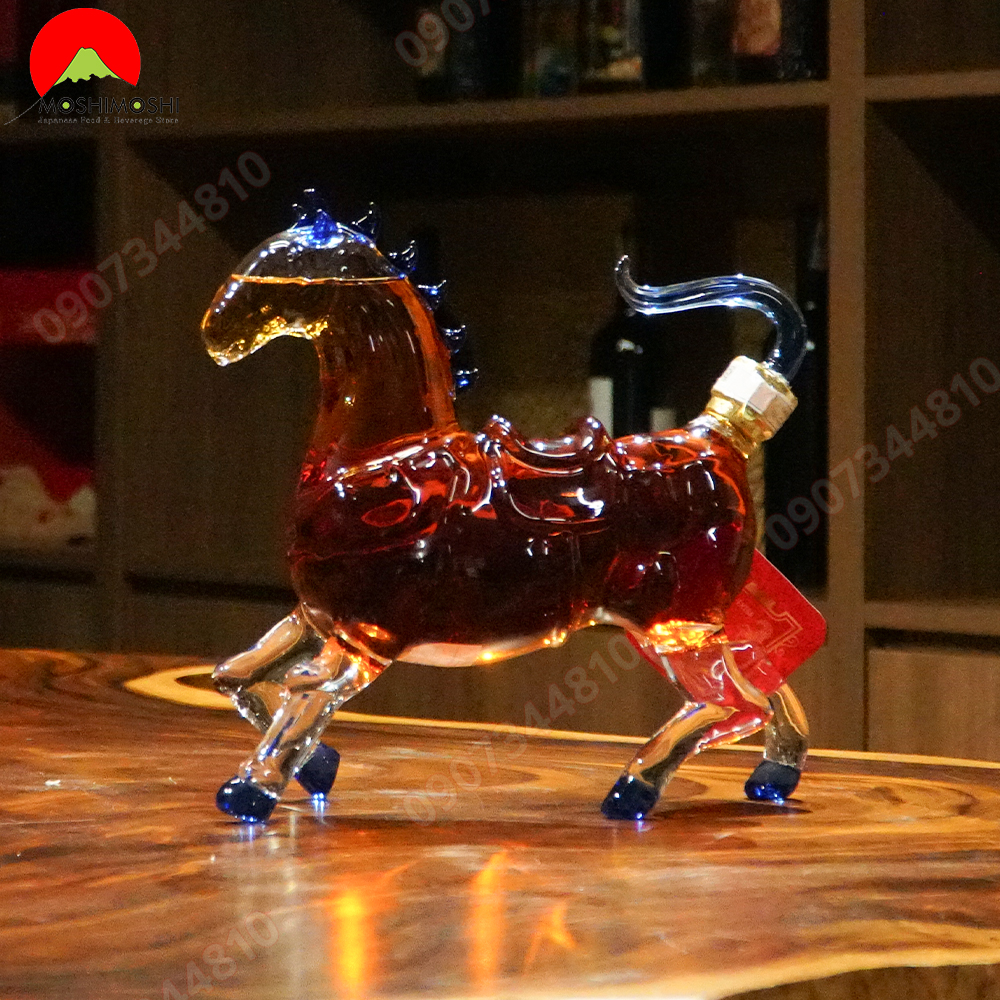 Rượu Ngựa Thủy Tinh Brandy Luxor Horse Extra 1100ml sang trọng